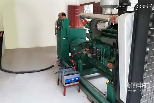 發(fā)動機(jī)應(yīng)該加什么型號的機(jī)油？是越稀越好嗎