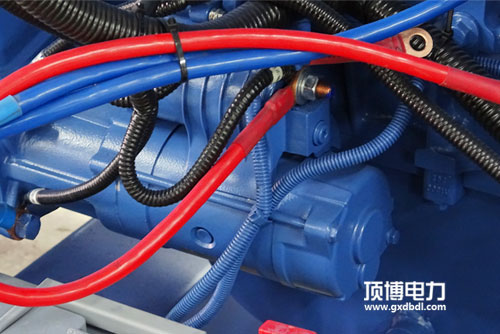 帕金斯發(fā)電機組機油里有水？高手的3種方法處理！