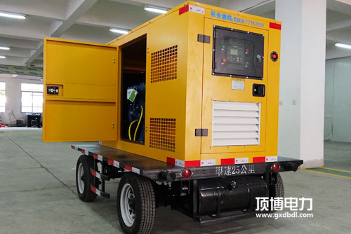 戶外使用柴油發(fā)電機(jī)組，選移動(dòng)式拖車（汽車）還是靜音式？